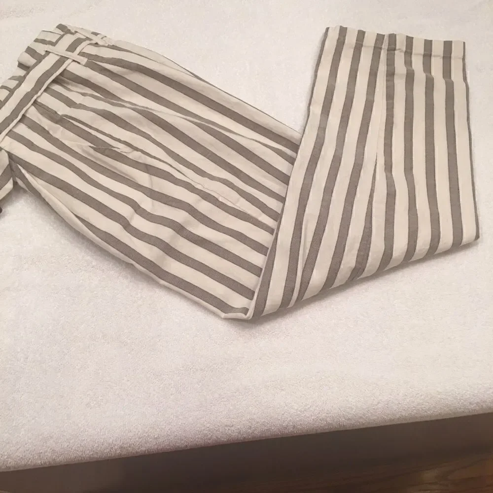 Romeo & Juliet Couture Small Y2K Wide Leg Pants cream brown striped